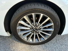 2017 KIA CADENZA SEDAN V6, GDI, 3.3 LITER PREMIUM SEDAN 4D