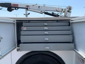 2004 FORD F-650 SUPER DUTY NON CDL MECHANIC CRANE TRUCK 7,500 LBS IMT CRANE MECHANIC CRANE TRUCK 7.2L L6 DIESEL F650 REGULAR CAB - Eddies Auto Sales