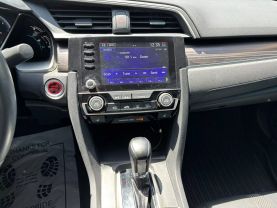 2019 HONDA CIVIC SEDAN 4-CYL, PZEV, TURBO, 1.5 LITER EX-L SEDAN 4D at T&T Repairables - used car dealership in Spencer, Indiana.