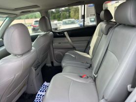 2012 TOYOTA HIGHLANDER SUV GREEN AUTOMATIC - Auto Solutions of Greensboro LLC, NC, 36.05701, -79.84368