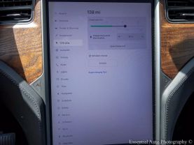 -2018 Tesla Model X - Image 22
