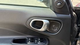 2020 Fiat 500l Lounge Hatchback 4d - Image 13
