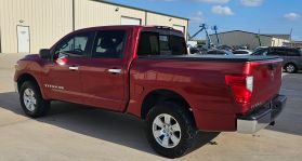 2019 NISSAN TITAN CREW CAB PICKUP V8, 5.6 LITER SV PICKUP 4D 5 1/2 FT