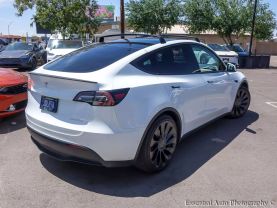 -2022 Tesla Model Y - Image 28