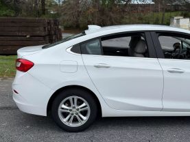 2017 CHEVROLET CRUZE SEDAN 4-CYL, TURBO, 1.4 LITER LT SEDAN 4D