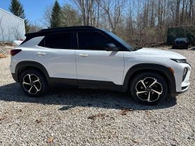 2021 CHEVROLET TRAILBLAZER SUV 3-CYL, ECOTEC, TURBO, 1.3 LITER RS SPORT UTILITY 4D at T&T Repairables - used car dealership in Spencer, Indiana.
