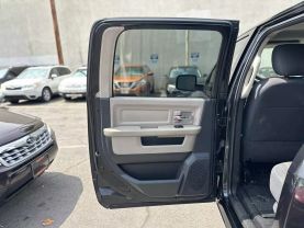 2011 RAM 1500 CREW CAB PICKUP V8, HEMI, 5.7 LITER SLT PICKUP 4D 5 1/2 FT