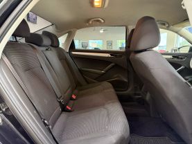 2017 VOLKSWAGEN PASSAT
