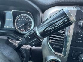 2019 NISSAN TITAN XD CREW CAB PICKUP V8, TURBO DIESEL, 5.0 LITER PRO-4X PICKUP 4D 6 1/2 FT