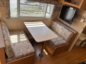 2006 GULF STREAM 24BHL RV - CONQUEST LITE at T&T Repairables - used car dealership in Spencer, Indiana.