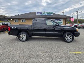 2006 DODGE DAKOTA QUAD CAB PICKUP V6, 3.7 LITER SLT PICKUP 4D 5 1/2 FT