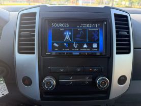 2010 NISSAN FRONTIER CREW CAB PICKUP V6, 4.0 LITER LE PICKUP 4D 5 FT