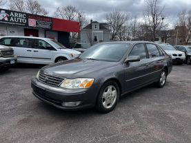 2003 Toyota Avalon - Image 1