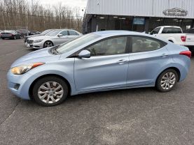 2012 HYUNDAI ELANTRA
