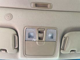 2013 Hyundai Elantra - Image 31