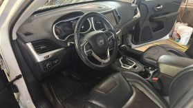 2017 Jeep Cherokee - Image 8