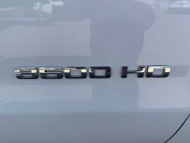 2017 CHEVROLET SILVERADO 3500 HD CREW CAB PICKUP V8, TURBO DSL, 6.6L WORK TRUCK PICKUP 4D 8 FT