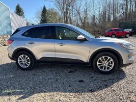 2021 FORD ESCAPE SUV 3-CYL, ECOBOOST, TURBO, 1.5 LITER SE SPORT UTILITY 4D at T&T Repairables - used car dealership in Spencer, Indiana.