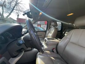 2011 Chevrolet Tahoe - Image 5