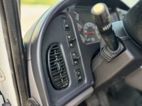2019 FREIGHTLINER M2 106 CAB CHASSIS CUMMINS ISB 6.7L REGULAR CAB