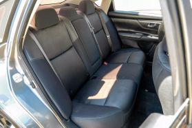 2018 Nissan Altima - Image 34