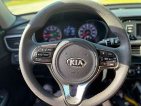 2017 Kia Optima - Image 9