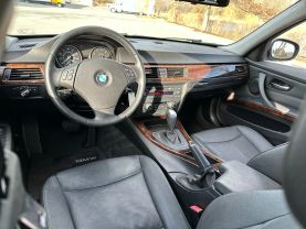 2011 BMW 3 SERIES