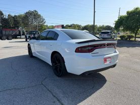 2017 DODGE CHARGER SEDAN V6, 3.6 LITER SE SEDAN 4D
