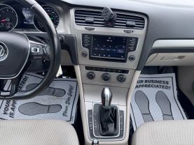 2017 VOLKSWAGEN GOLF SPORTWAGEN