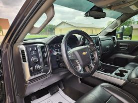 2015 CHEVROLET SILVERADO 2500 HD CREW CAB PICKUP V8, TURBO DIESEL, 6.6 LITER LTZ PICKUP 4D 6 1/2 FT