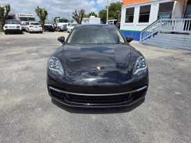 2018 PORSCHE PANAMERA