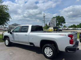 2020 Chevrolet Silverado 3500 Hd Crew Cab Lt Pickup 4d 8 Ft - Image 4