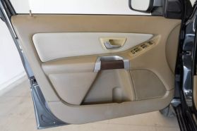 2013 VOLVO XC90 SUV 6-CYL, 3.2 LITER 3.2 SPORT UTILITY 4D