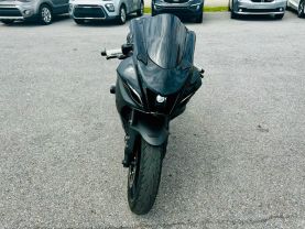2024 YAMAHA YZF-R7 SPORTBIKES - -