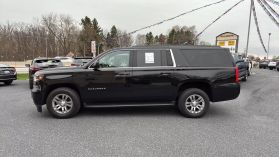 2019 Chevrolet Suburban Lt Sport Utility 4d - Image 1
