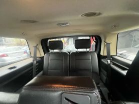2010 Mercury Mountaineer - Image 3