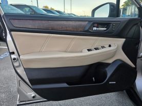 2018 Subaru Outback - Image 17