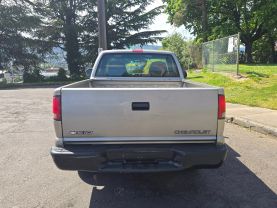 2001 CHEVROLET S10 REGULAR CAB PICKUP 4-CYL, FLEX FUEL, 2.2L SHORT BED