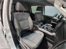 2018 Chevrolet Silverado 1500 Crew Cab - - Image 24