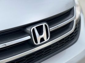2011 HONDA CR-V SUV 4-CYL, VTEC, 2.4 LITER SE SPORT UTILITY 4D