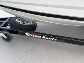 2012 TRITON 220 ESCAPE WATERCRAFT MERCURY -