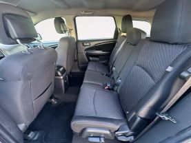 2018 Dodge Journey Se Sport Utility 4d - Image 12