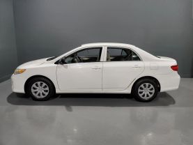 2011 Toyota Corolla - - Image 6