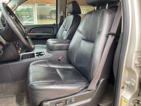 2009 CHEVROLET SUBURBAN 1500 SUV V8, FLEX FUEL, 5.3 LITER LT SPORT UTILITY 4D