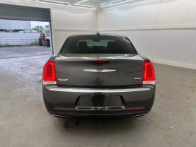 2016 CHRYSLER 300