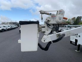 2020 INTERNATIONAL CV515 57FT NON CDL BUCKET TRUCK VERSALIFT VST-52-I BUCKET TRUCKS 6.6L V8 TURBO DIESEL CV515 REGULAR CAB - Eddies Auto Sales