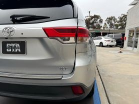 2018 TOYOTA HIGHLANDER XLE SPORT UTILITY 4D