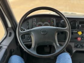 2019 FREIGHTLINER M2 106 CAB CHASSIS CUMMINS ISB 6.7L REGULAR CAB