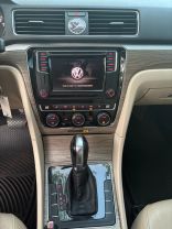 2016 VOLKSWAGEN PASSAT