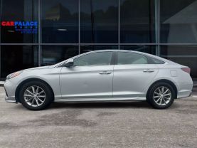2019 Hyundai Sonata Se Sedan 4d - Image 2